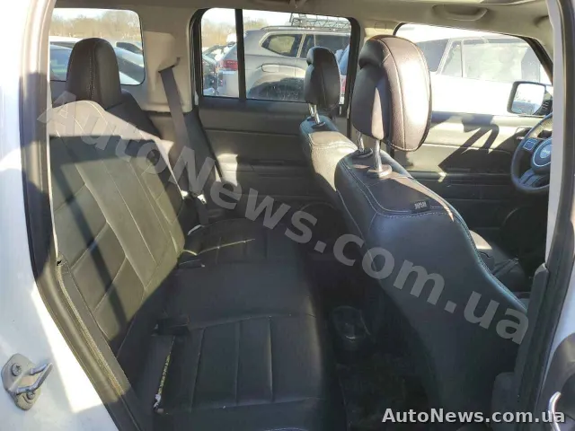 2015 Jeep Patriot, VIN 1C4NJRFB2GD636213, plate НН8501АВ — photo 10 (copart)