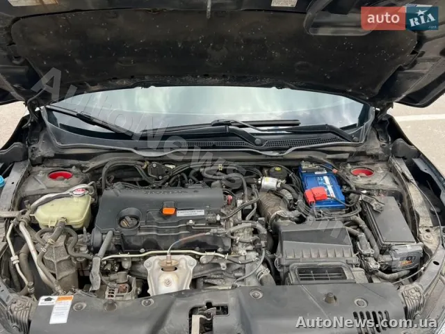 2016 Honda Civic — фото 17 (autoria)