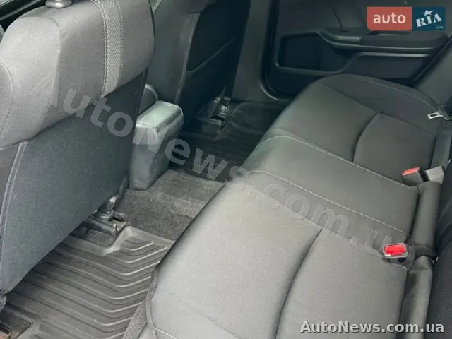 2016 Honda Civic — фото 9 (autoria)