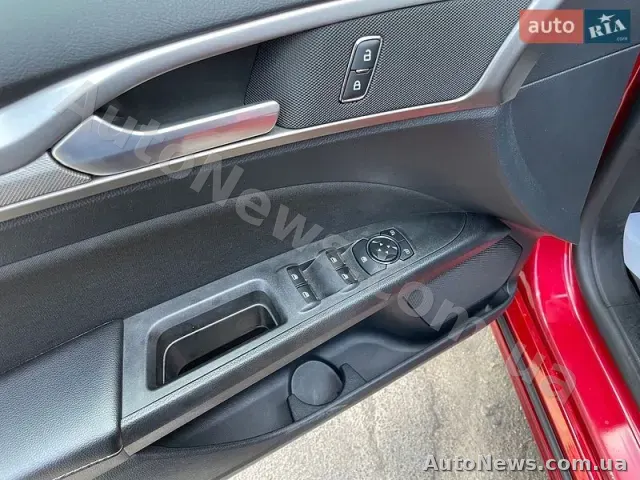 2020 Ford Fusion, VIN 3FA6P0T93LR157922 — фото 10 (autoria)