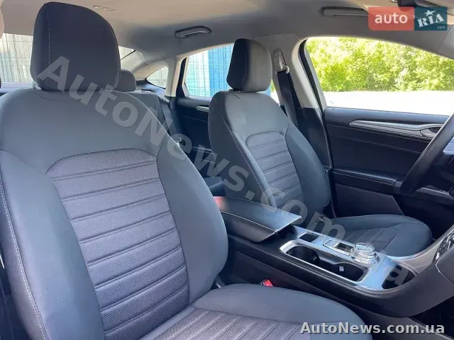 2020 Ford Fusion, VIN 3FA6P0T93LR157922 — фото 50 (autoria)