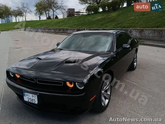 2017 Dodge Challenger, VIN 2C3CDZAG8HH639773, держномер АІ2585РТ — фото 2 (autoria)