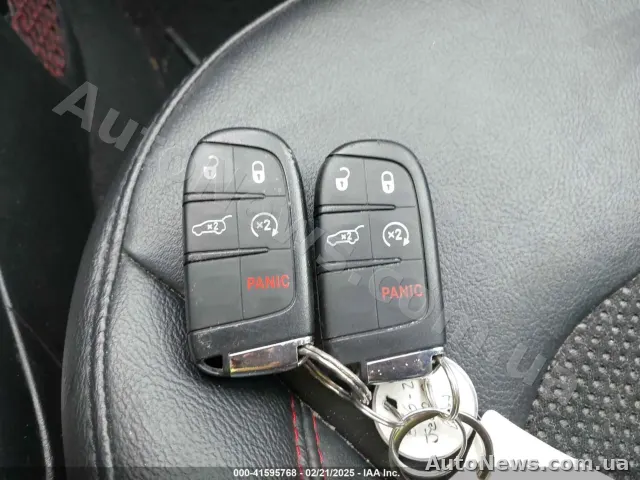 2014 Jeep Compass — photo 11 (iaai)