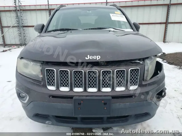 2014 Jeep Compass — photo 12 (iaai)