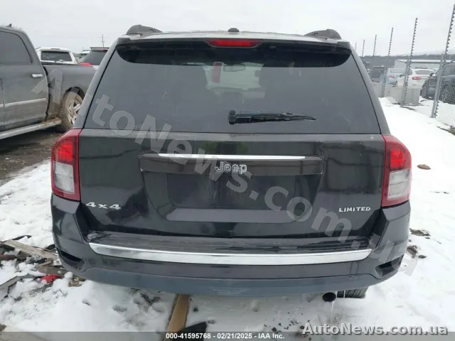 2014 Jeep Compass — photo 16 (iaai)