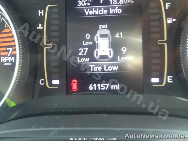 2020 Jeep Cherokee — photo 16 (iaai)