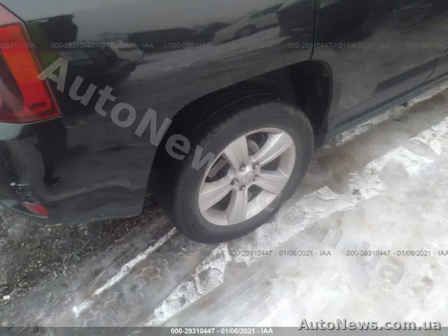 2015 Jeep Compass — zdjęcie 14 (iaai)