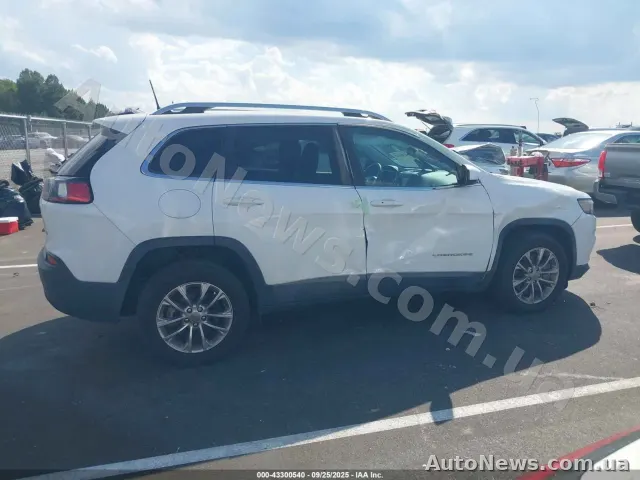2018 Jeep Cherokee, VIN 1C4PJLLB0KD146193, держномер СА8506КО — фото 13 (iaai)
