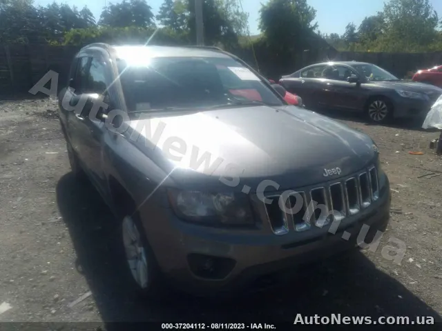 2014 Jeep Compass — фото 6 (iaai)