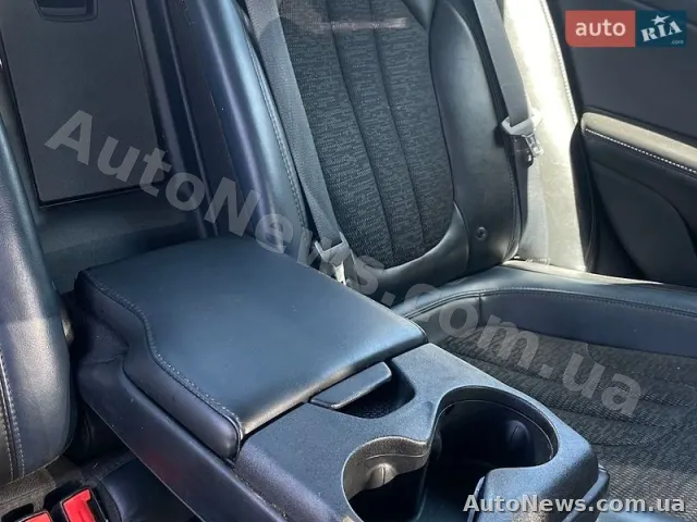 2015 Chrysler 200 — фото 16 (autoria)