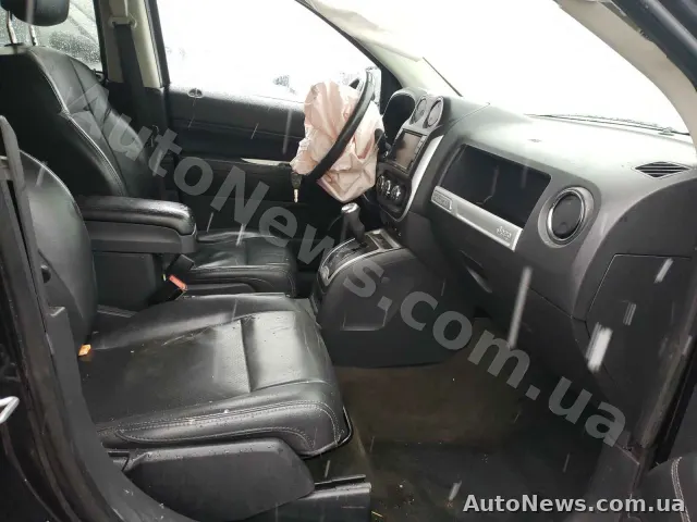 2017 Jeep Compass — фото 5 (copart)