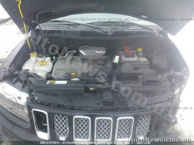 2017 Jeep Compass — фото 10 (iaai)