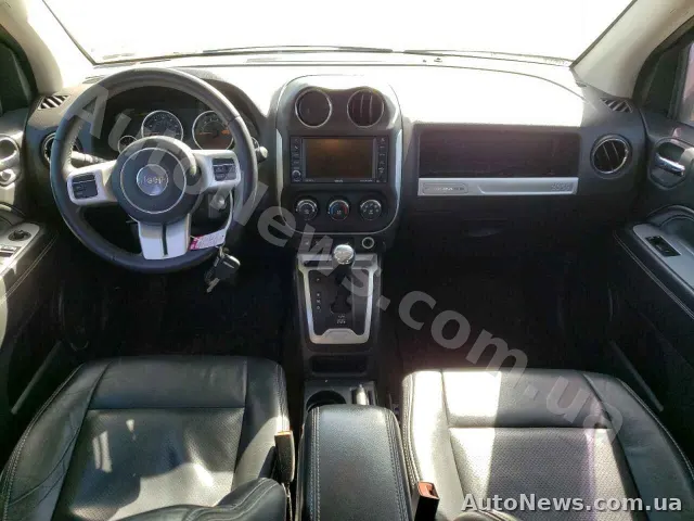 2016 Jeep Compass — zdjęcie 8 (copart)