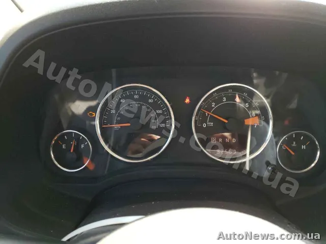 2016 Jeep Compass — zdjęcie 9 (copart)