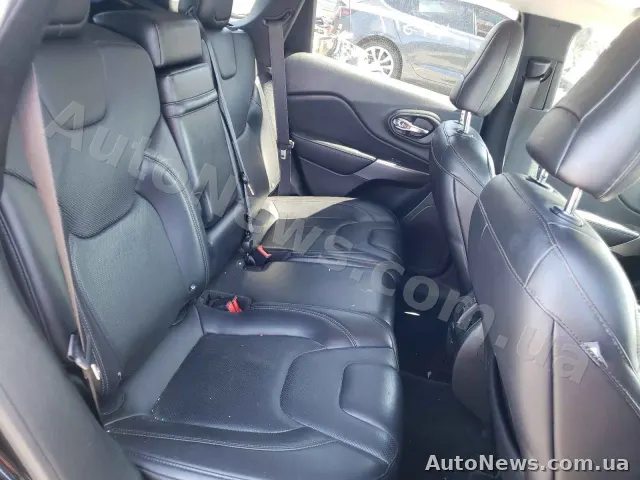 2019 Jeep Cherokee — фото 6 (copart)