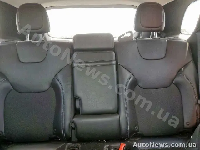 2018 Jeep Grand Cher, VIN 1C4PJLLB5KD327273, nr rej. АІ4234ТН — zdjęcie 10 (copart)