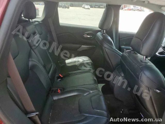 2018 Jeep Grand Cher, VIN 1C4PJLLB5KD327273, nr rej. АІ4234ТН — zdjęcie 11 (copart)