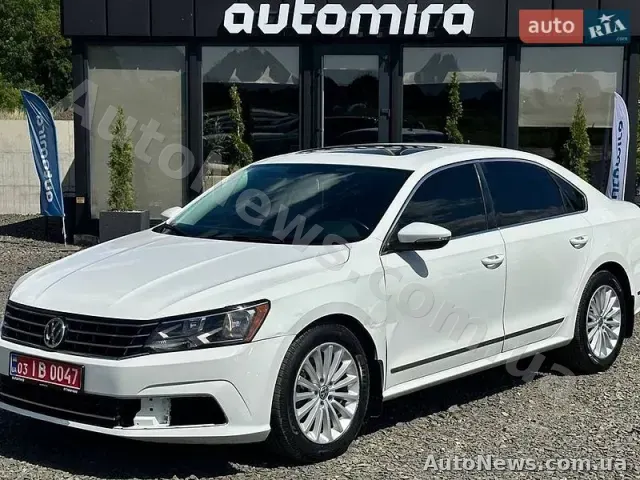 2016 Volkswagen Passat, VIN 1VWBT7A33GC013333 — фото 1 (autoria)