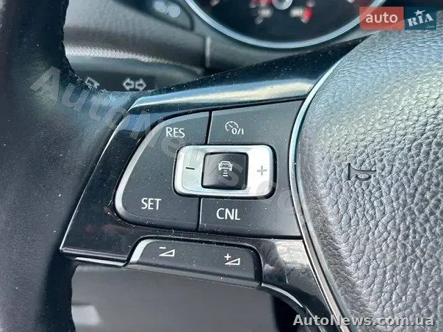 2016 Volkswagen Passat, VIN 1VWBT7A33GC013333 — фото 16 (autoria)