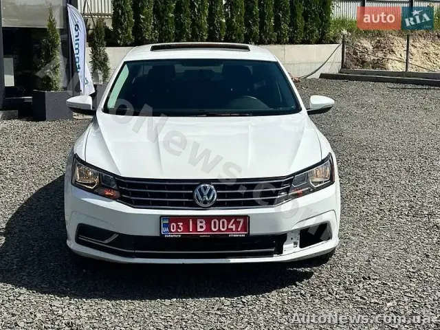2016 Volkswagen Passat, VIN 1VWBT7A33GC013333 — фото 8 (autoria)