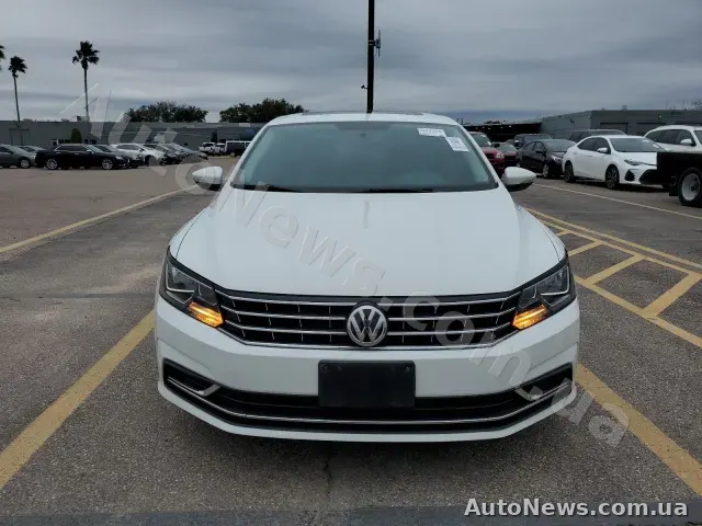 2016 Volkswagen Passat, VIN 1VWBT7A33GC013333 — фото 60 (manheim)