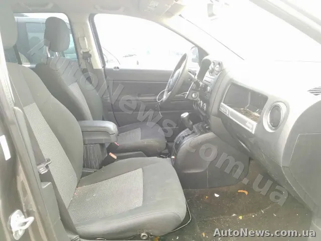 2014 Jeep Compass — zdjęcie 5 (copart)