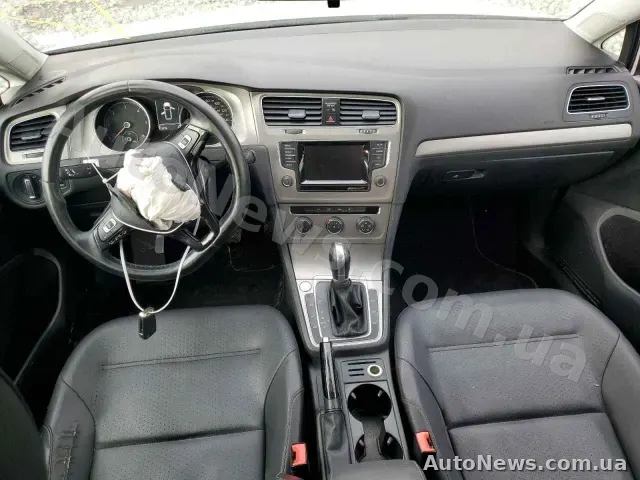 2015 Volkswagen Golf, VIN 3VWCA7AU3FM506980, nr rej. ВК6571ІІ — zdjęcie 8 (copart)