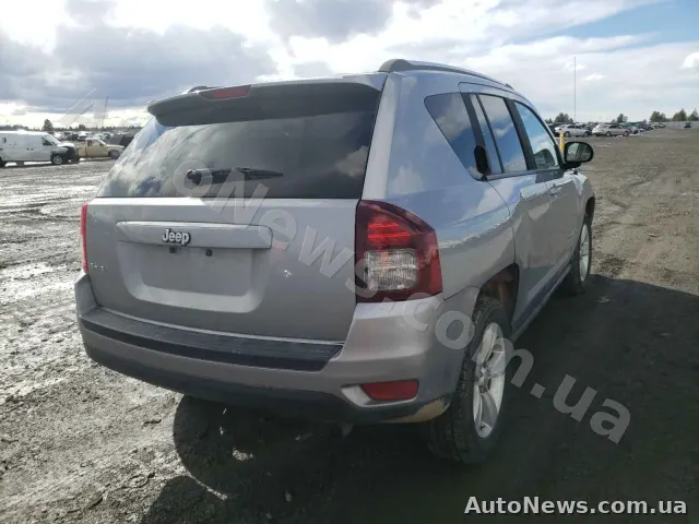2014 Jeep Compass, VIN 1C4NJDBB8FD134717, держномер АА1179КС — фото 4 (copart)