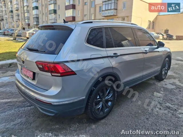 2022 Volkswagen Tiguan, VIN 3VV3B7AX5NM060924 — фото 10 (autoria)