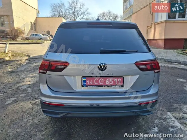 2022 Volkswagen Tiguan, VIN 3VV3B7AX5NM060924 — фото 12 (autoria)