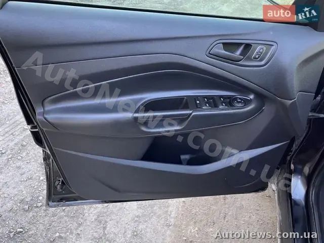 2017 Ford Escape, VIN 1FMCU0F7XHUE74382, plate АВ4495КО — photo 9 (autoria)
