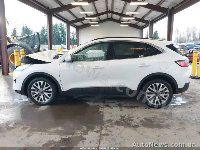 2021 Ford Escape, VIN 1FMCU9DZ7MUB16787 — фото 14 (iaai)
