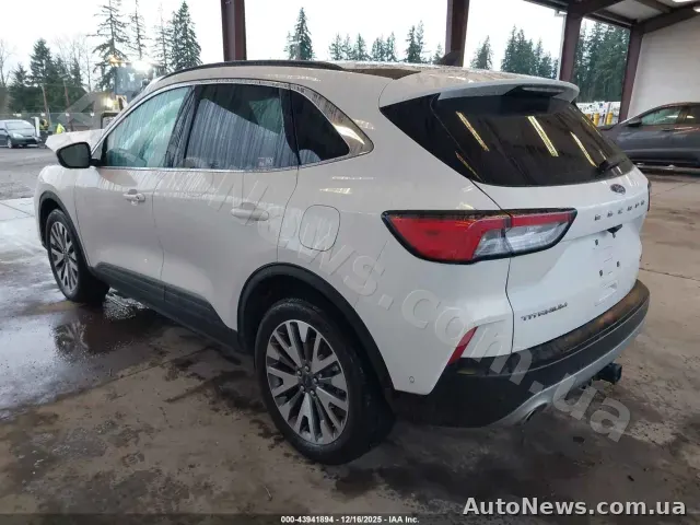 2021 Ford Escape, VIN 1FMCU9DZ7MUB16787 — фото 3 (iaai)