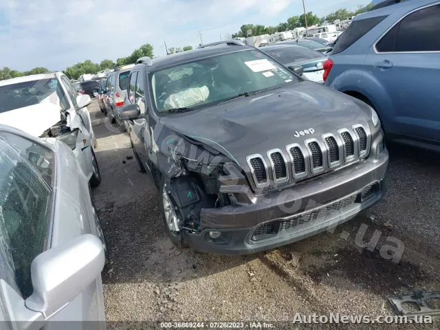 2018 Jeep Cherokee — фото 1 (iaai)