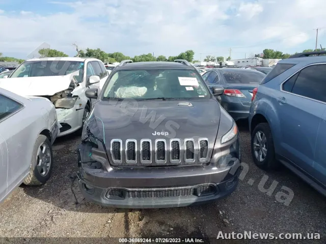 2018 Jeep Cherokee — фото 11 (iaai)