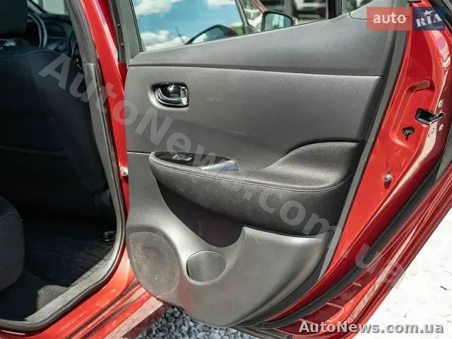 2018 Nissan Leaf, VIN 1N4AZ1CP6JC309471 — photo 48 (autoria)