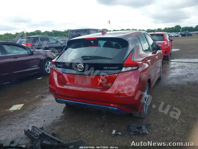 2018 Nissan Leaf, VIN 1N4AZ1CP6JC309471 — photo 16 (iaai)