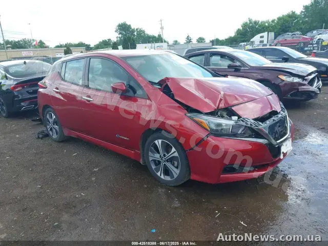 2018 Nissan Leaf, VIN 1N4AZ1CP6JC309471 — photo 19 (iaai)