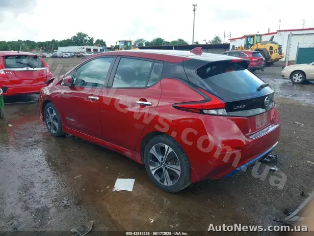 2018 Nissan Leaf, VIN 1N4AZ1CP6JC309471 — photo 21 (iaai)