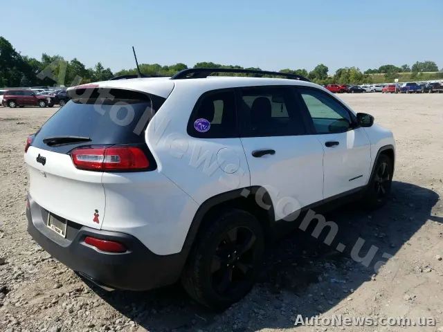 2016 Jeep Cherokee — photo 4 (copart)