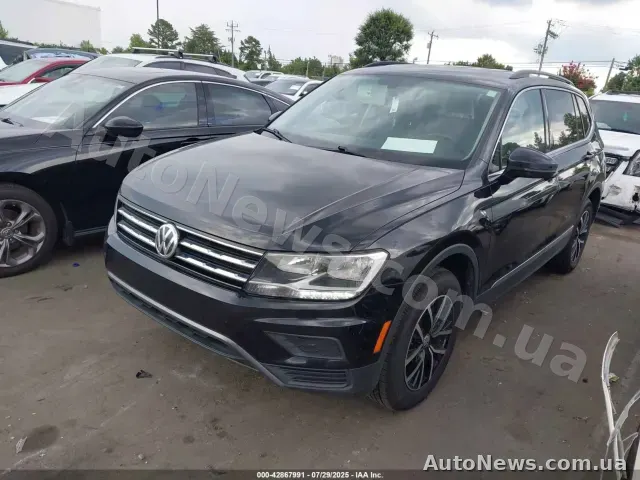 2021 Volkswagen Tiguan, VIN 3VV3B7AX5MM095770 — фото 18 (iaai)