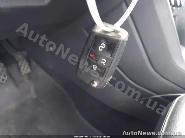 2021 Volkswagen Tiguan, VIN 3VV3B7AX5MM095770 — фото 27 (iaai)