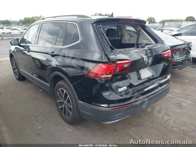 2021 Volkswagen Tiguan, VIN 3VV3B7AX5MM095770 — фото 3 (iaai)