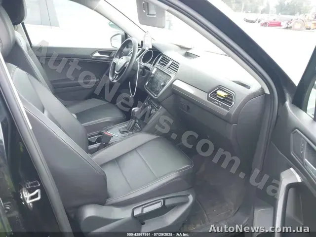 2021 Volkswagen Tiguan, VIN 3VV3B7AX5MM095770 — фото 5 (iaai)