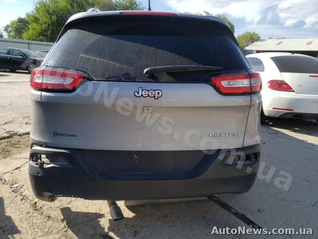 2018 Jeep Cherokee — zdjęcie 9 (copart)