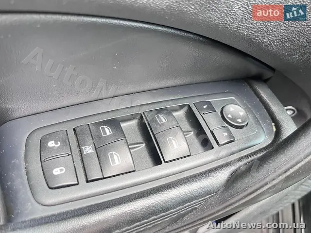 2013 Dodge Dart — zdjęcie 42 (autoria)