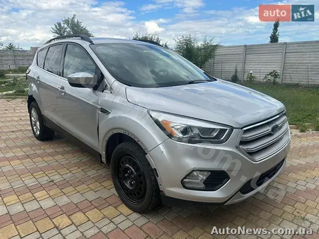 2019 Ford Escape, VIN 1FMCU9HD5KUB25709 — фото 3 (autoria)