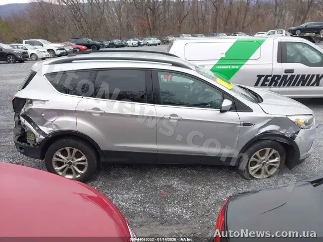 2019 Ford Escape, VIN 1FMCU9HD5KUB25709 — фото 13 (iaai)