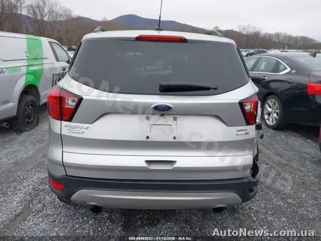 2019 Ford Escape, VIN 1FMCU9HD5KUB25709 — фото 36 (iaai)