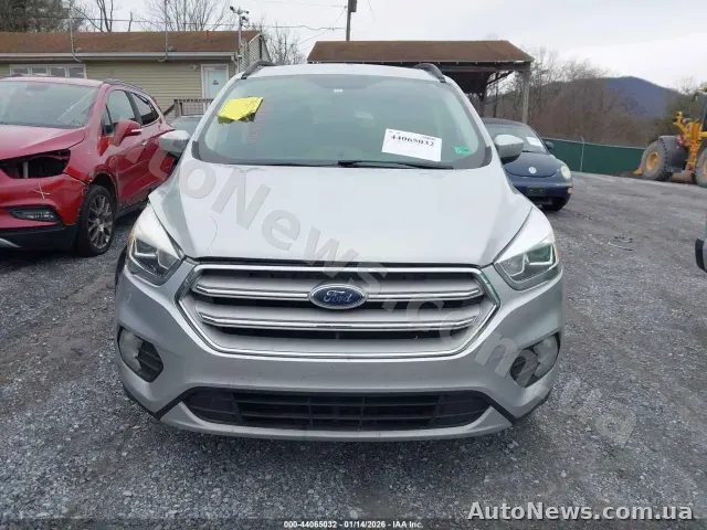 2019 Ford Escape, VIN 1FMCU9HD5KUB25709 — фото 52 (iaai)